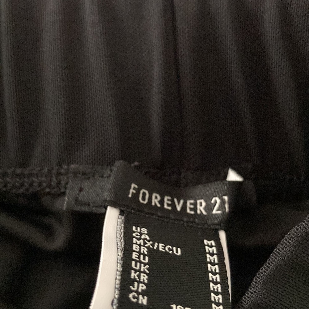 2 pairs of Bikers Shorts - Picture 10 of 14